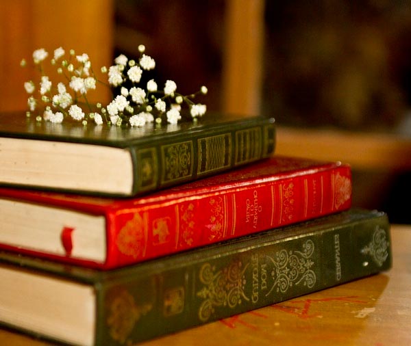 картинка Сочинение рассуждение Драгоценные книги 15.3 ОГЭ Драгоценные книги